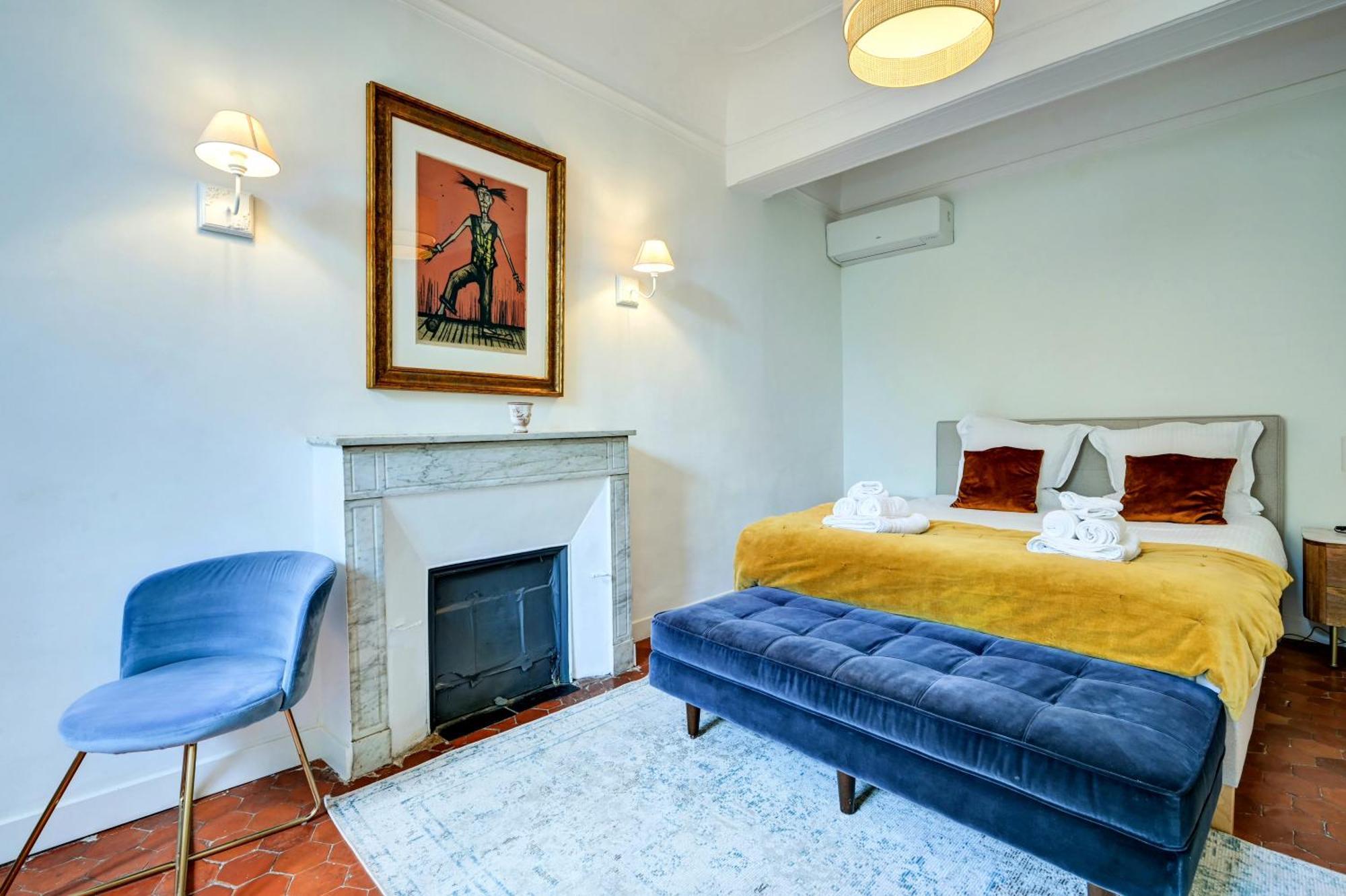 Les Suites De Montigny Aix-en-Provence Oda fotoğraf